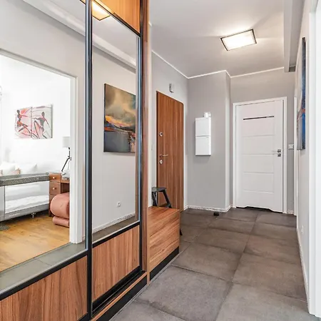 Gdansky, The 14th Floor Apartment